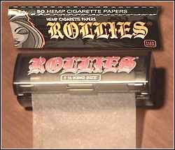 Rollies Rolling Papers, interleaved and 10 feet to a roll
